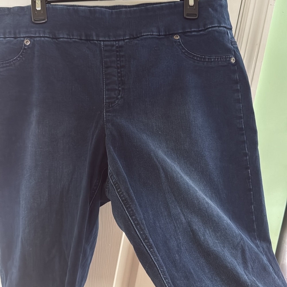 Chicos Dark Wash Perfect Stretch Pull On Jegging Skinny Jeans Chicos Size 2(14) - Picture 5 of 11